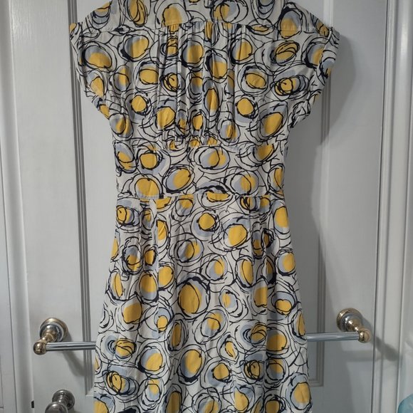 Crystal Candy Button Front Sun Dress with Fun 80's Pattern - Picture 4 of 6